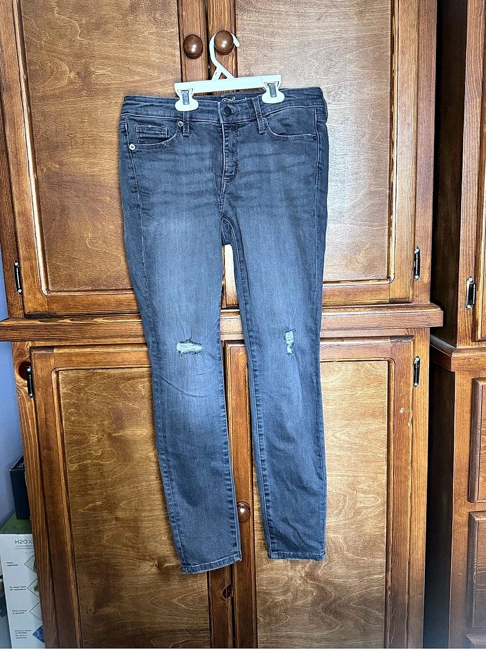 Universal Thread Women's High-Rise Skinny Jeans Distressed Skinny Jeans